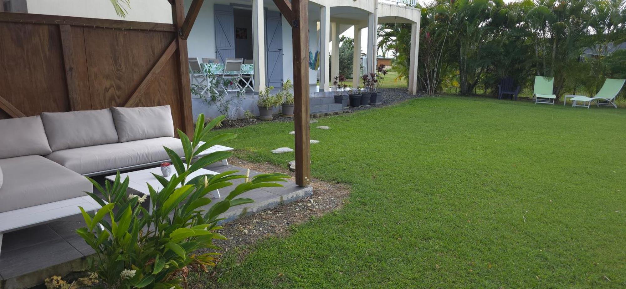Maison Laurencia - Appartement Au Rez-De-Chaussee Avec Jardin Sainte-Anne  Exteriör bild
