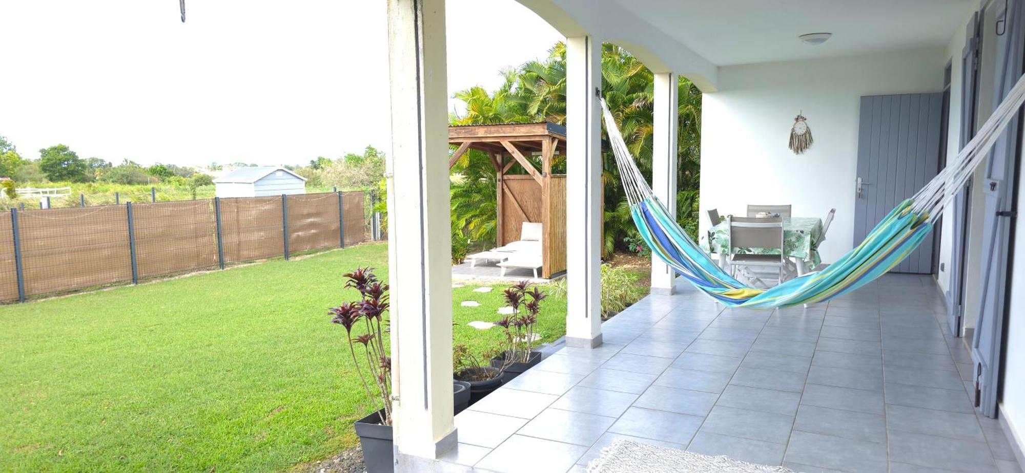 Maison Laurencia - Appartement Au Rez-De-Chaussee Avec Jardin Sainte-Anne  Exteriör bild